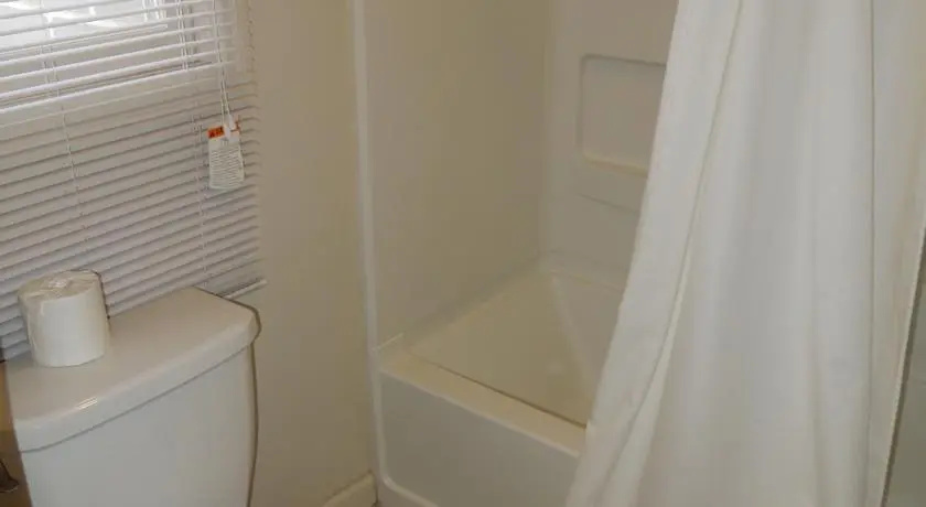 photo 1 of Leola Inn and Suites