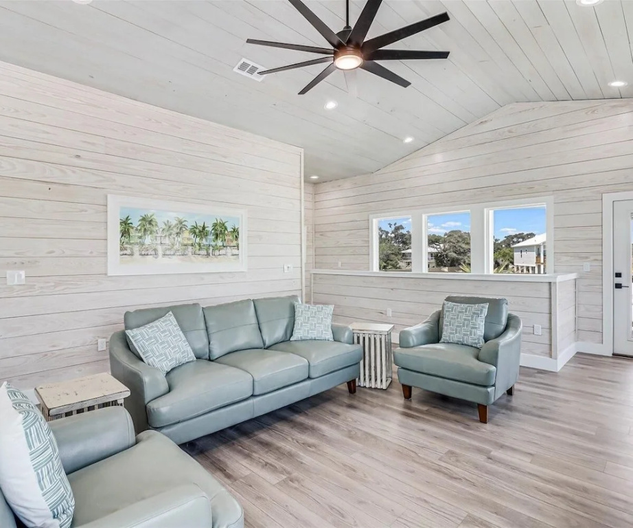 photo 1 of Sunshine And Flip Flops Sp114 4 Bedroom Home by RedAwning