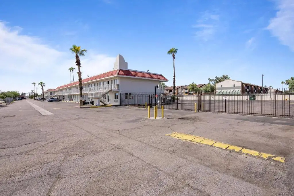 photo 1 of Super 8 by Wyndham Phoenix West