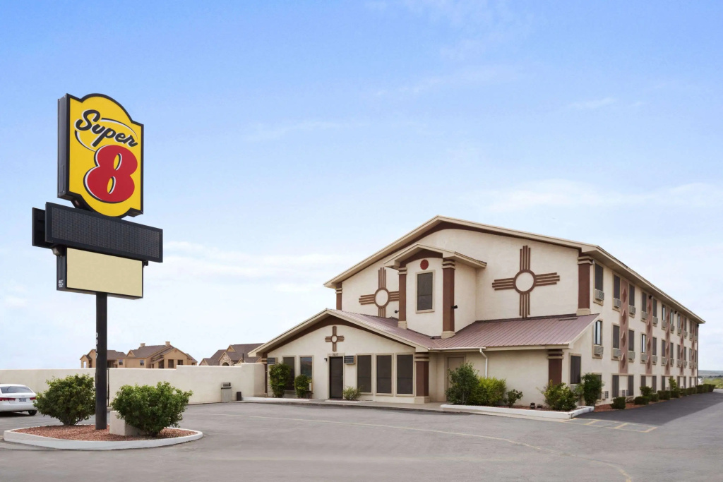 photo 1 of Super 8 by Wyndham Carlsbad