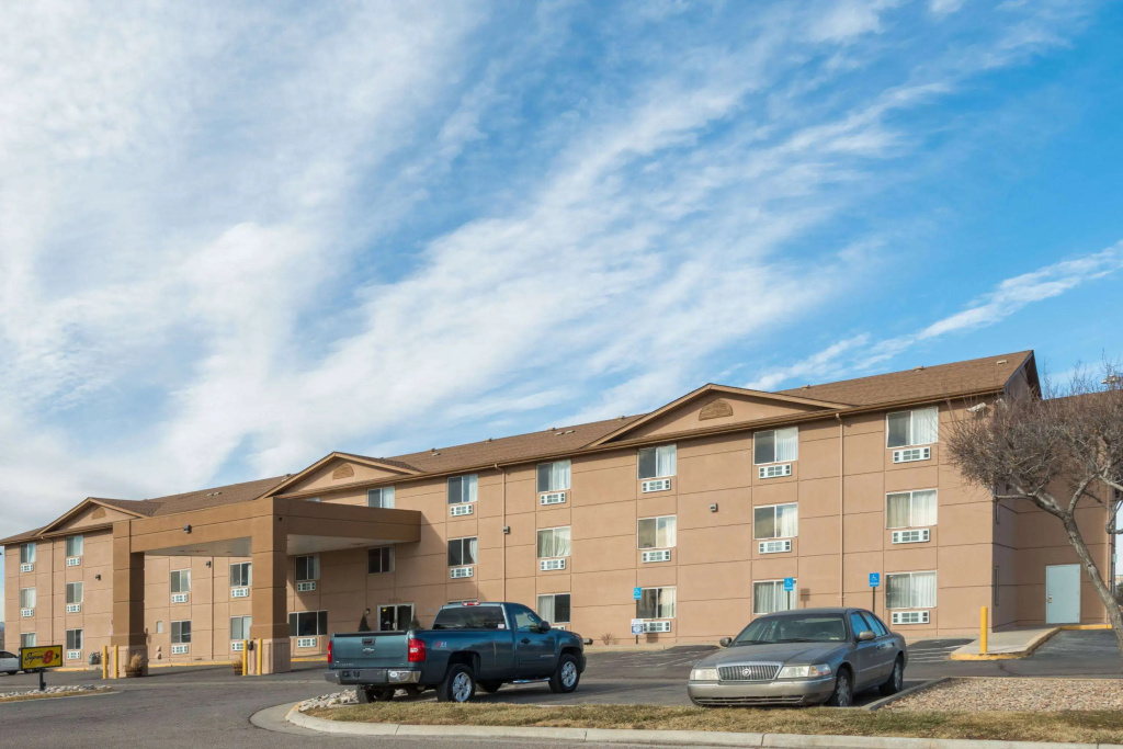 photo 1 of Super 8 by Wyndham Henderson North East Denver