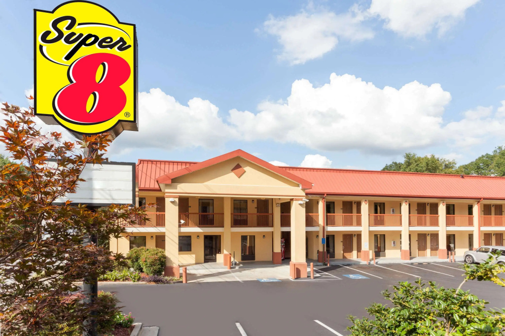 photo 1 of Super 8 by Wyndham Decatur/Dntn/Atlanta Area