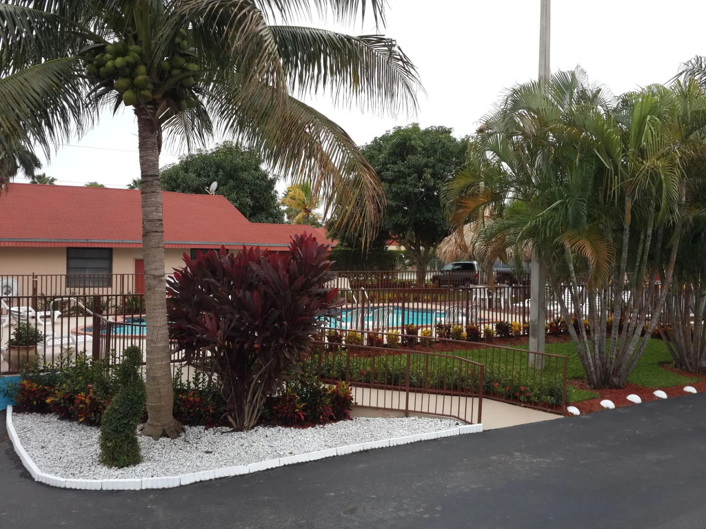 photo 1 of Super 8 Florida City/Homestead