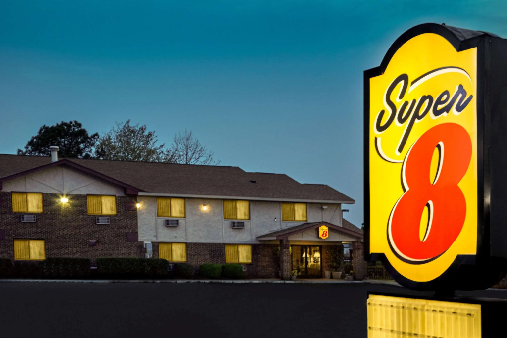 photo 1 of Super 8 by Wyndham Greenville