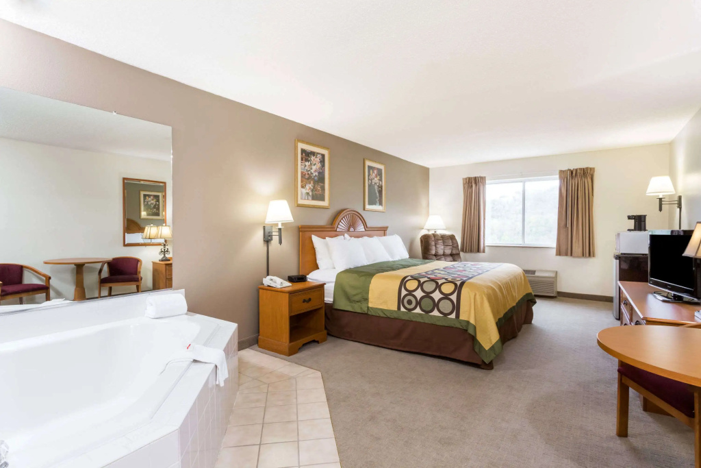 photo 1 of Quality Inn Huntington University Area