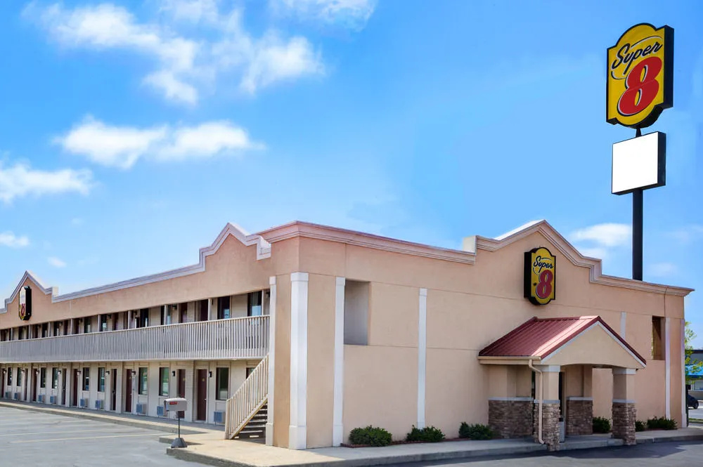 photo 1 of Super 8 Lafayette