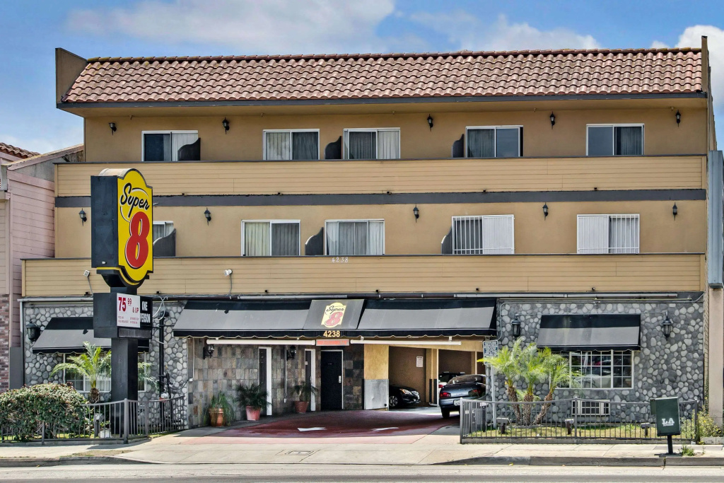 photo 1 of Elev8 Hotel Los Angeles LAX