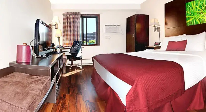 photo 1 of Ramada by Wyndham Minneapolis Golden Valley