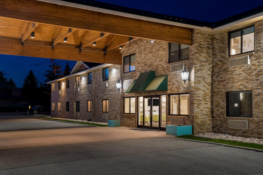 photo 1 of Super 8 by Wyndham Montpelier