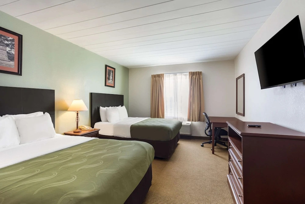 photo 1 of Quality Inn & Suites Monterey, TN - Crossville, TN