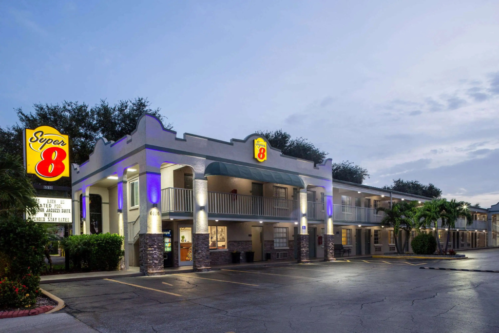 photo 1 of Super 8 by Wyndham Bradenton Sarasota Area