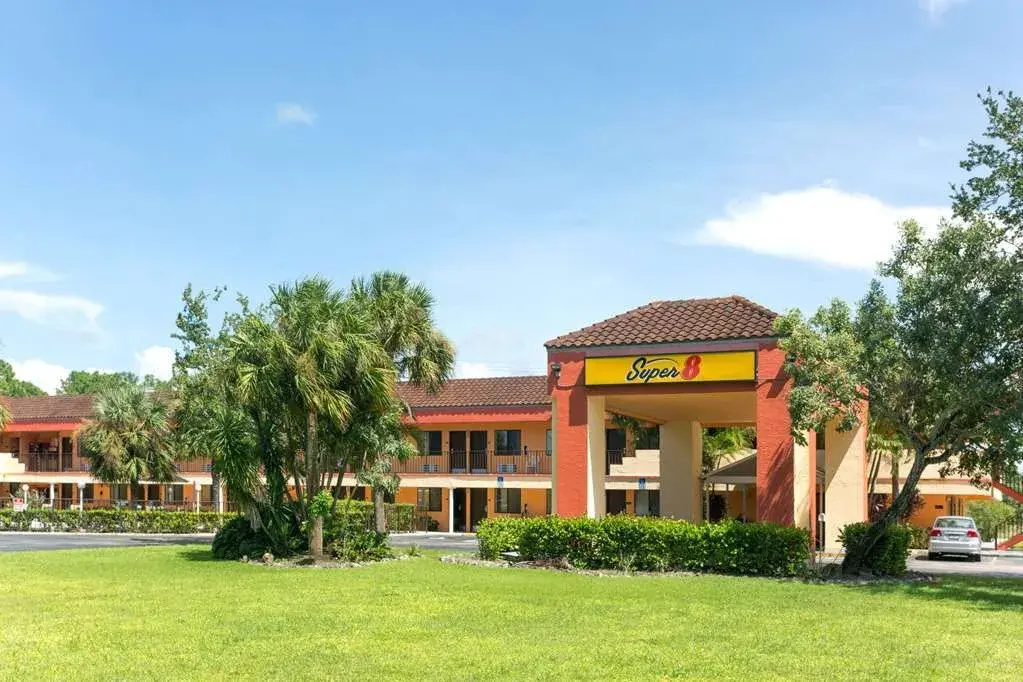 photo 1 of Super 8 Naples