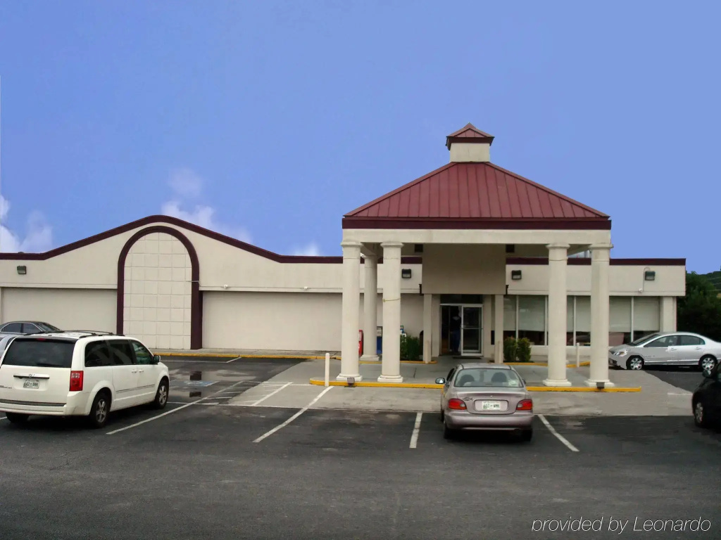photo 1 of Quality Inn Newport