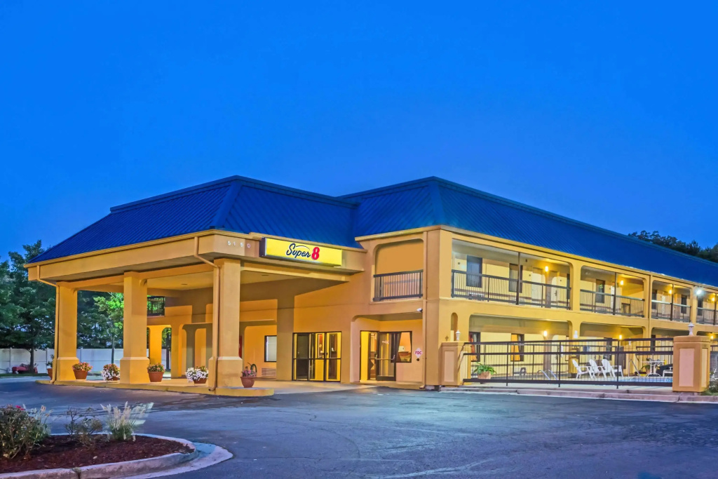 photo 1 of Super 8 by Wyndham Norcross/I-85 Atlanta