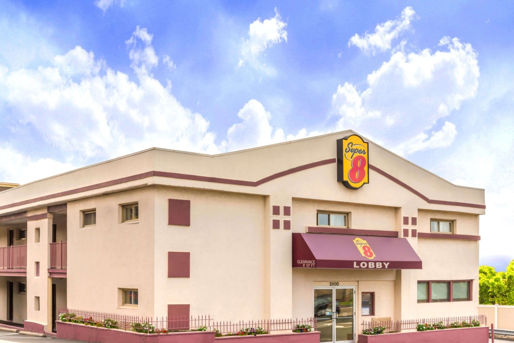 photo 1 of Super 8 by Wyndham North Bergen NJ/NYC Area