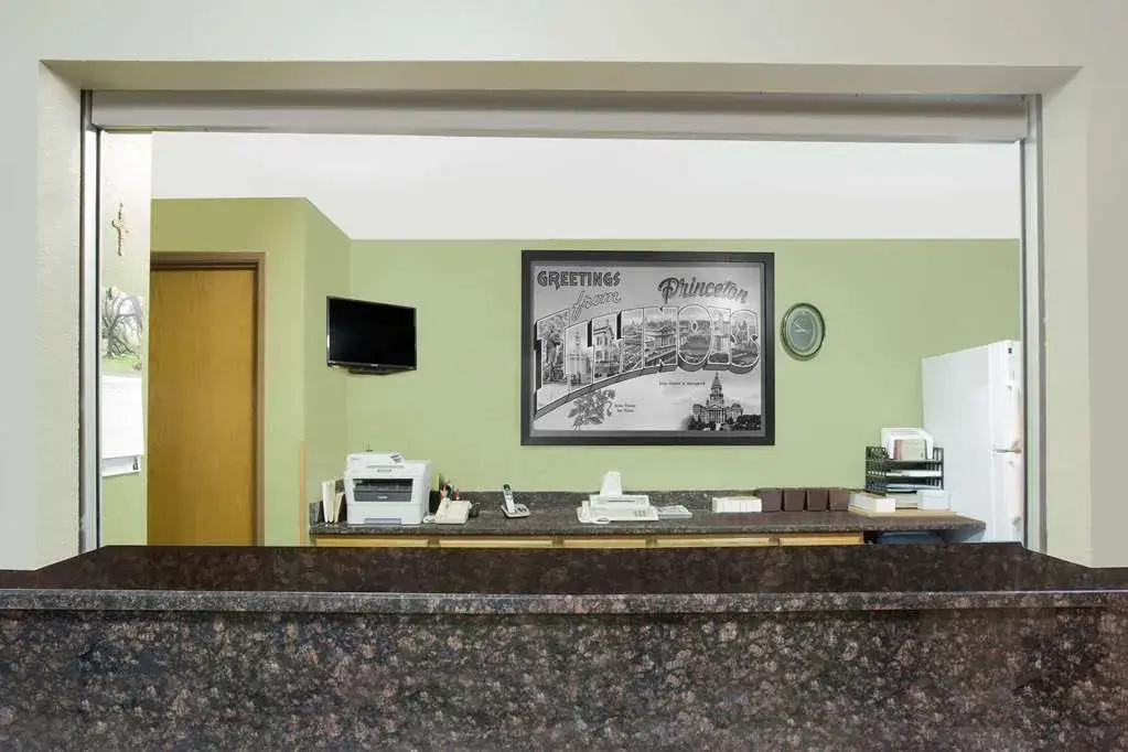 photo 1 of Super 8 Princeton