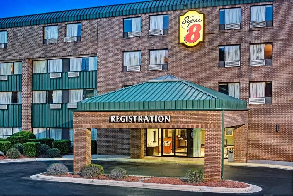 photo 1 of Super 8 by Wyndham Raleigh North East