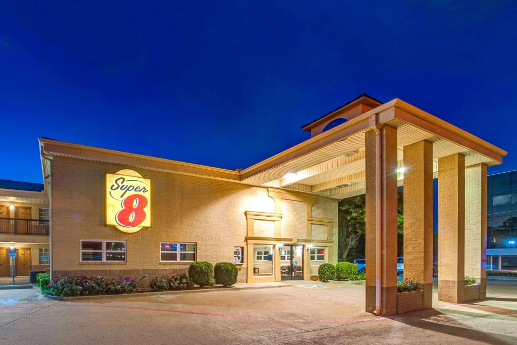 photo 1 of Super 8 by Wyndham Richardson Dallas