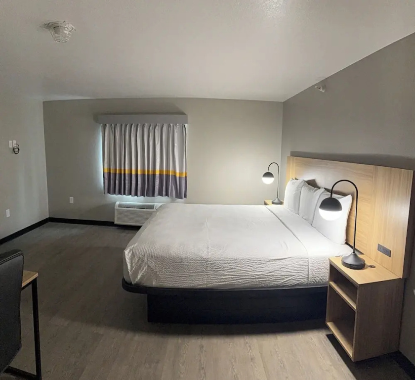 photo 1 of Super 8 by Wyndham Richfield/Cleveland