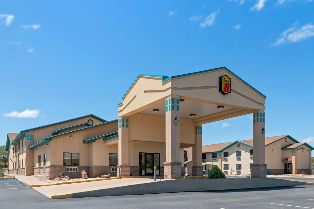 photo 1 of Super 8 Santa Rosa