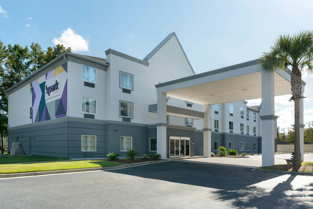 photo 1 of Spark by Hilton Savannah South I-95