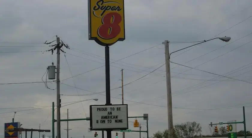 photo 1 of Super 8 Motel - Springfield