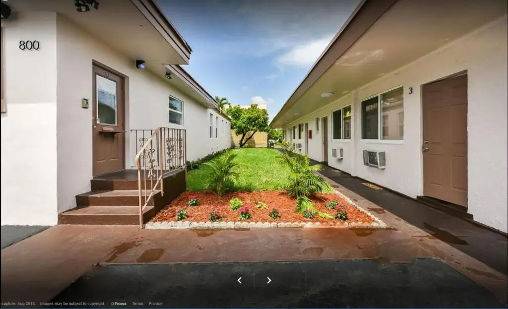 photo 1 of Super Budget Inn