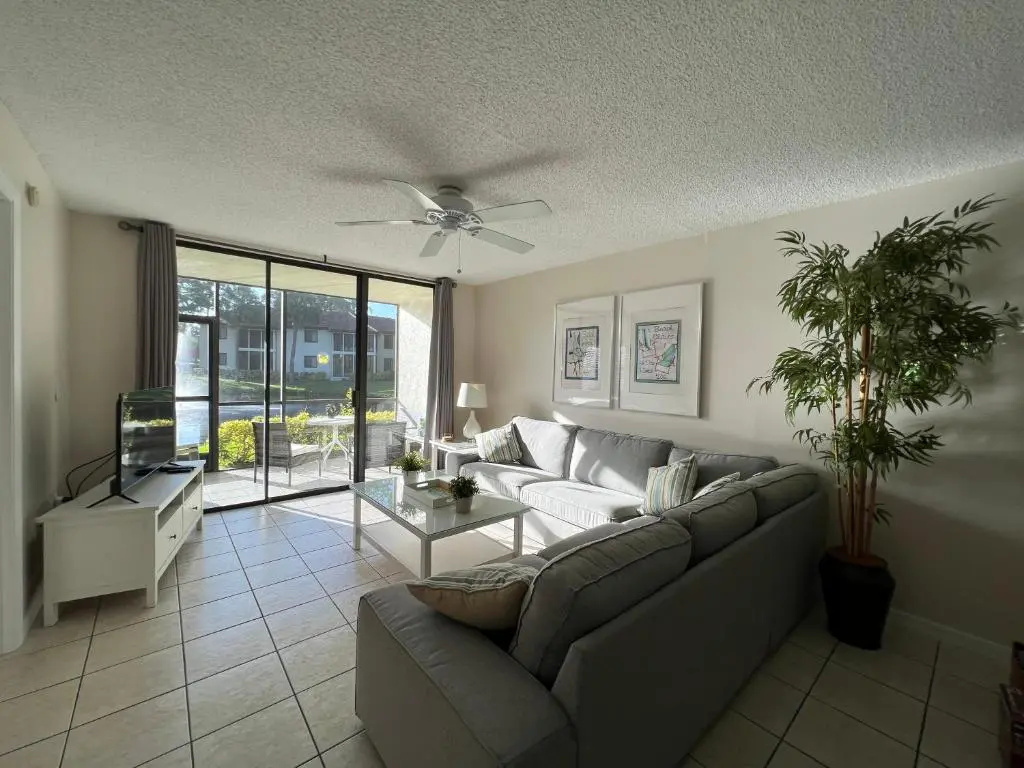 photo 1 of Superb Apartment in Florida & very close to IMG