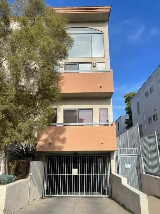 photo 1 of Supreme 2BD/3BA Condo - Los Angeles