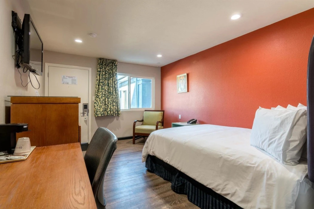photo 1 of Azul Inn & Suites