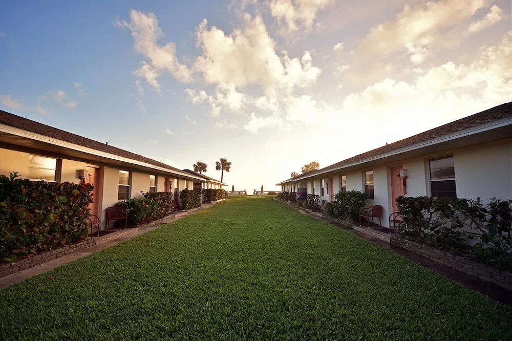 photo 1 of Surf Studio Beach Resort