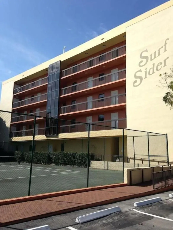 photo 1 of Surfsider Resort