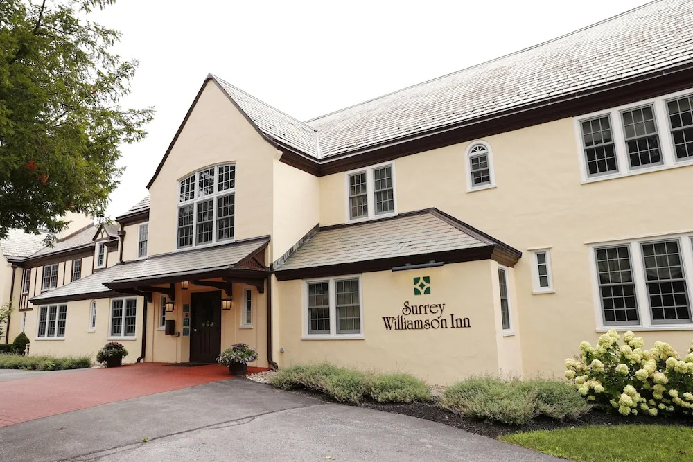 photo 1 of Surrey-Williamson Inn