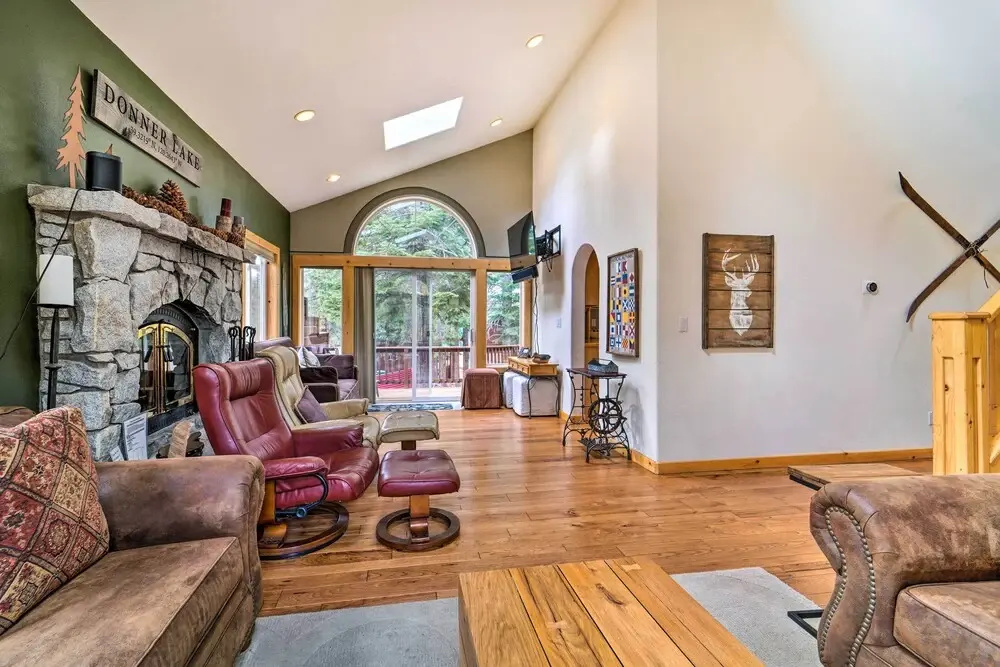 photo 1 of Tahoe Donner Retreat w/ Hot Tub & Fireplace!