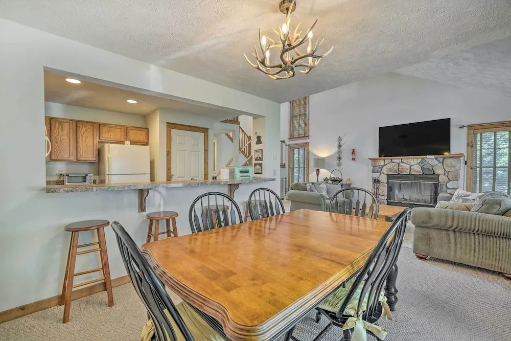 photo 1 of Tannersville Townhome, Near Camelback Mtn!
