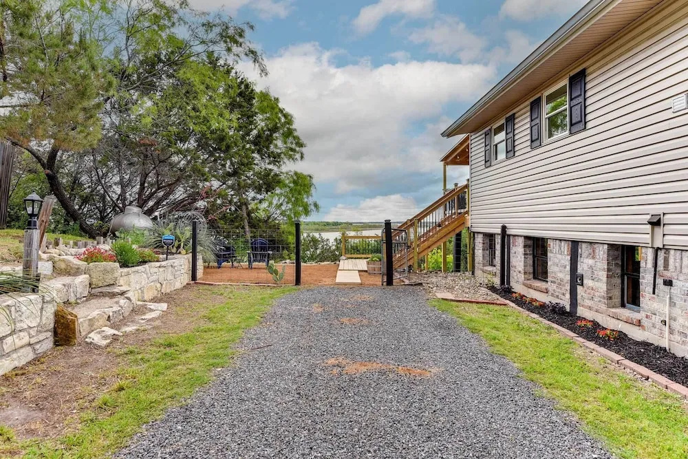 photo 1 of Texas Vacation Rental w/ Lake Granbury Views!
