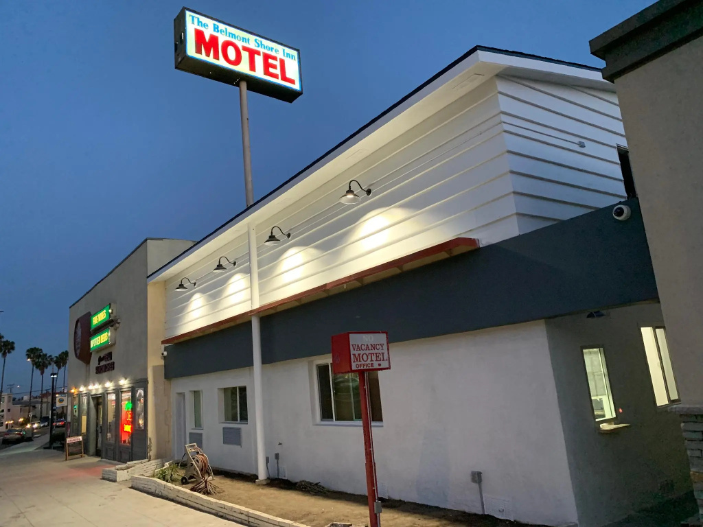photo 1 of The Belmont Shore Inn