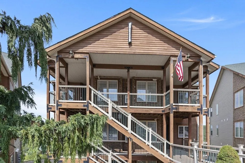 photo 1 of The Branson Stone Cliff Hideaway - 3 Min From Silver Dollar