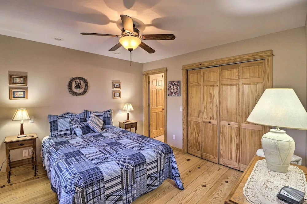 photo 1 of The Captains Quarters in Rogers w/ Covered Porch!