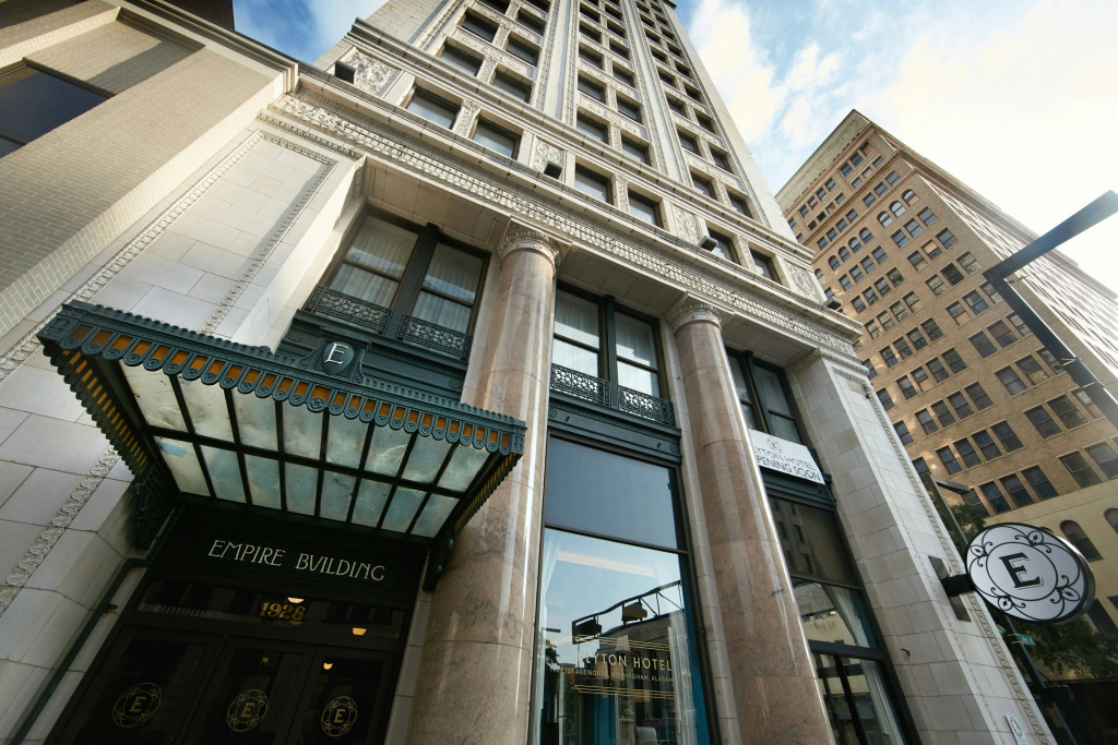 photo 1 of Elyton Hotel, Autograph Collection by Marriott