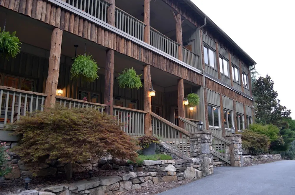 photo 1 of The Esmeralda Inn and Restaurant