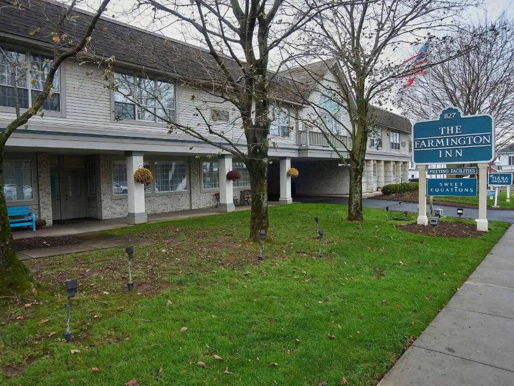 photo 1 of The Farmington Inn & Suites