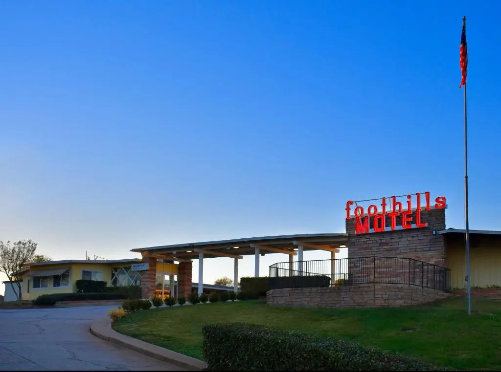 photo 1 of The Foothills Motel