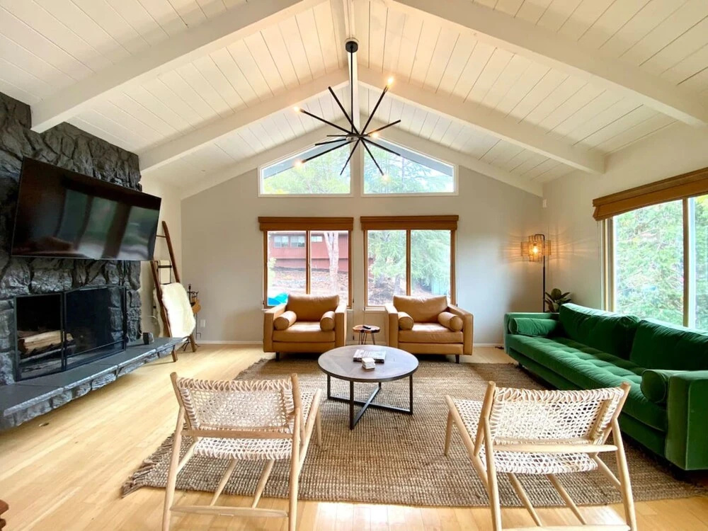 photo 1 of The Green House by AvantStay Spacious Entertainers Home Close to Wineries Pool Fitness Room