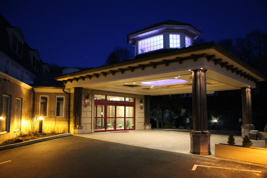 photo 1 of Guesthouse at Norwalk Inn