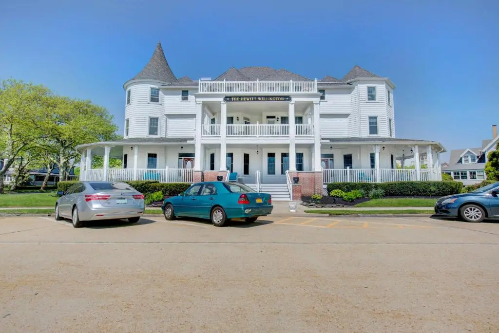 photo 1 of The Hewitt Wellington Hotel