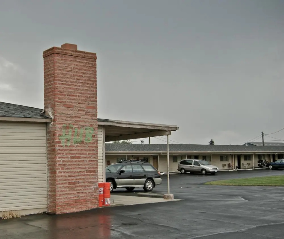 photo 1 of The Hub Motel