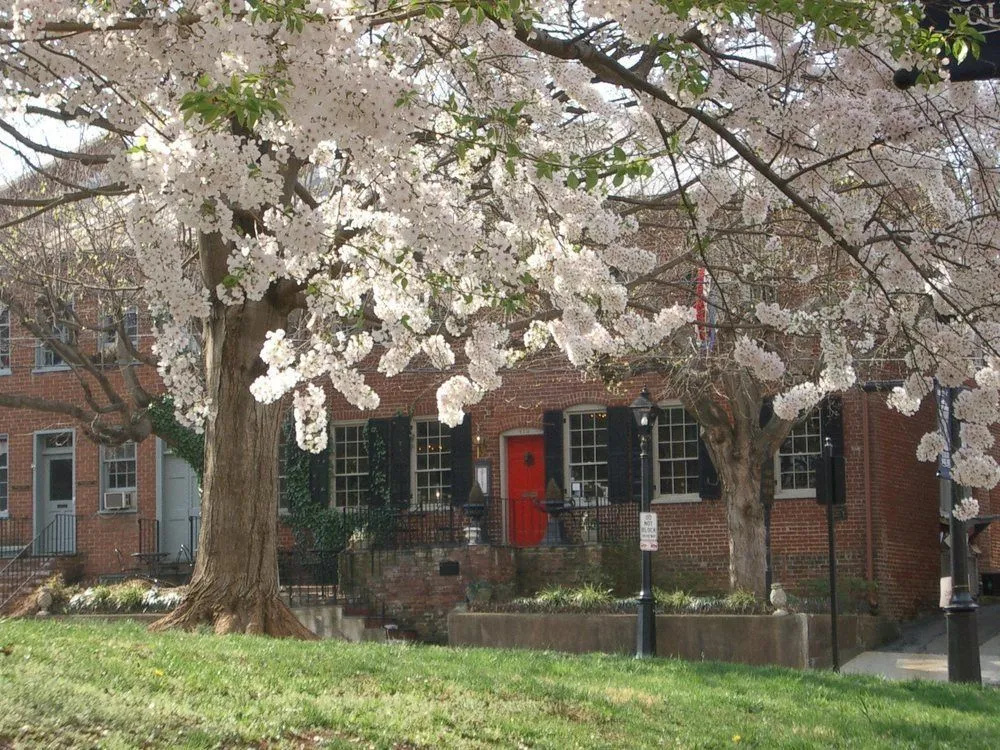 photo 1 of Inn at Court Square