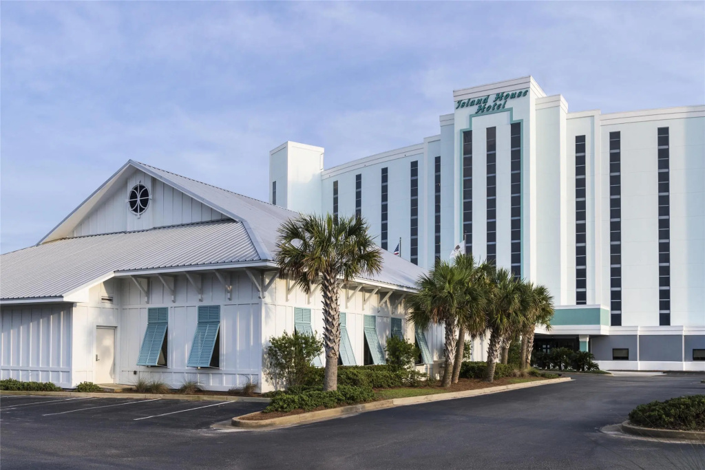 photo 1 of Island House Hotel Orange Beach - a DoubleTree by Hilton