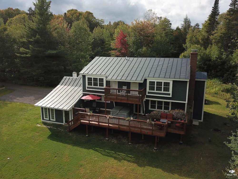 photo 1 of The Killington Bigelow Chalet: Large Ski Home. 8 Br/4.5 Ba/16 People. Hot Tub. Shuttle. Game Room. 8 Bedroom Home